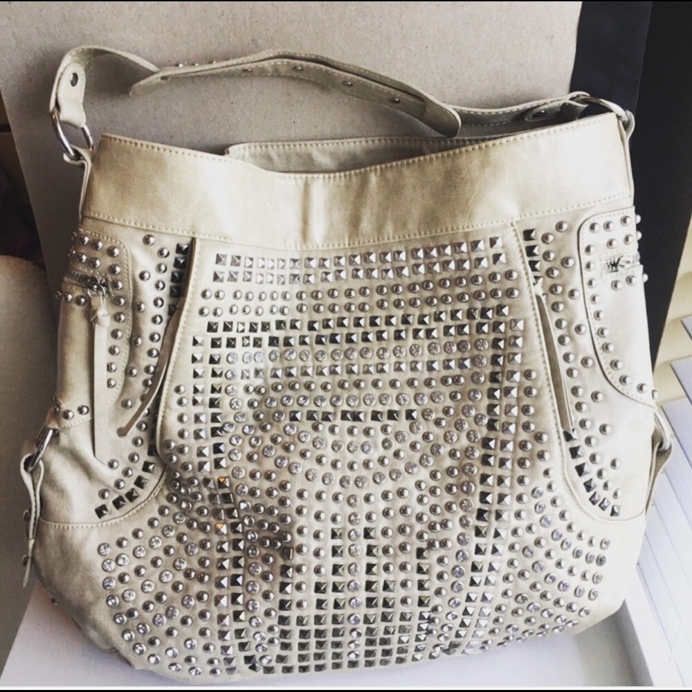Light brown/cream, beaded leather purse